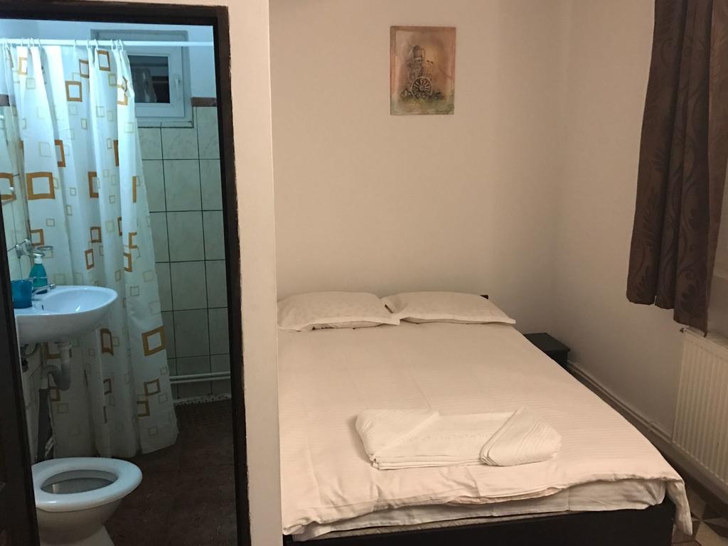 Pensiunea Marcello Iasi Exteriör bild