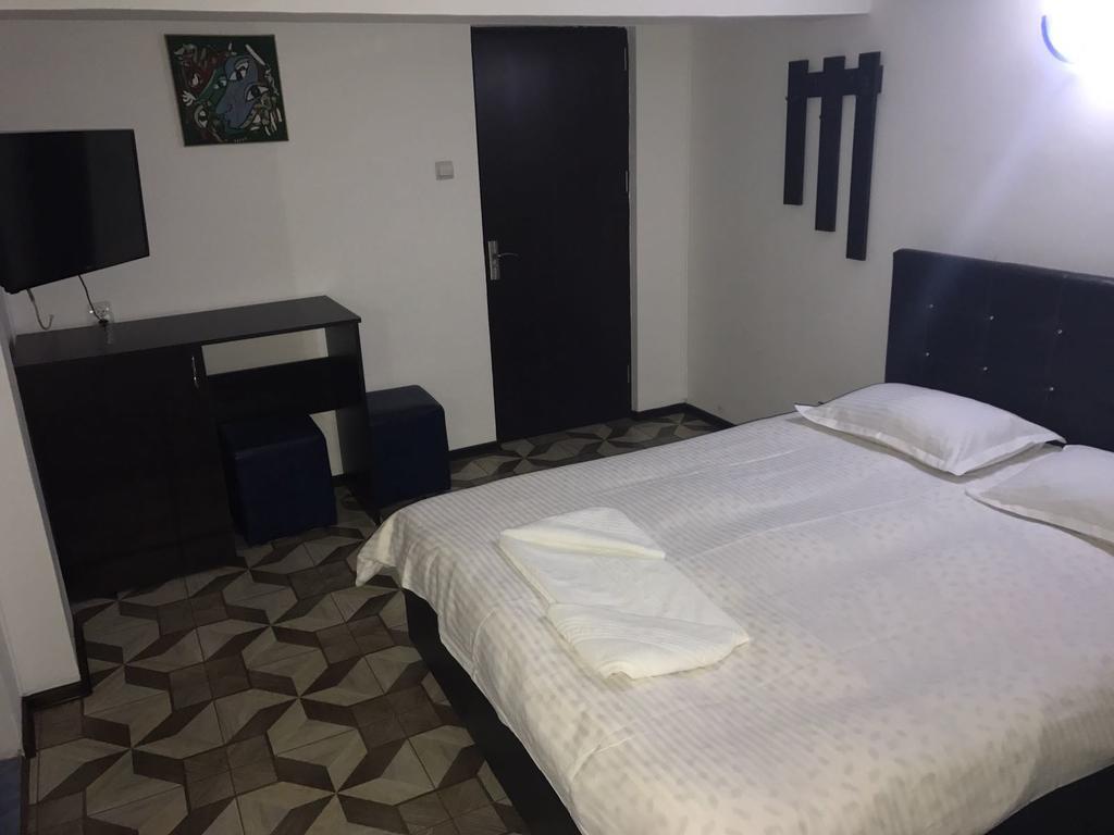 Pensiunea Marcello Iasi Exteriör bild