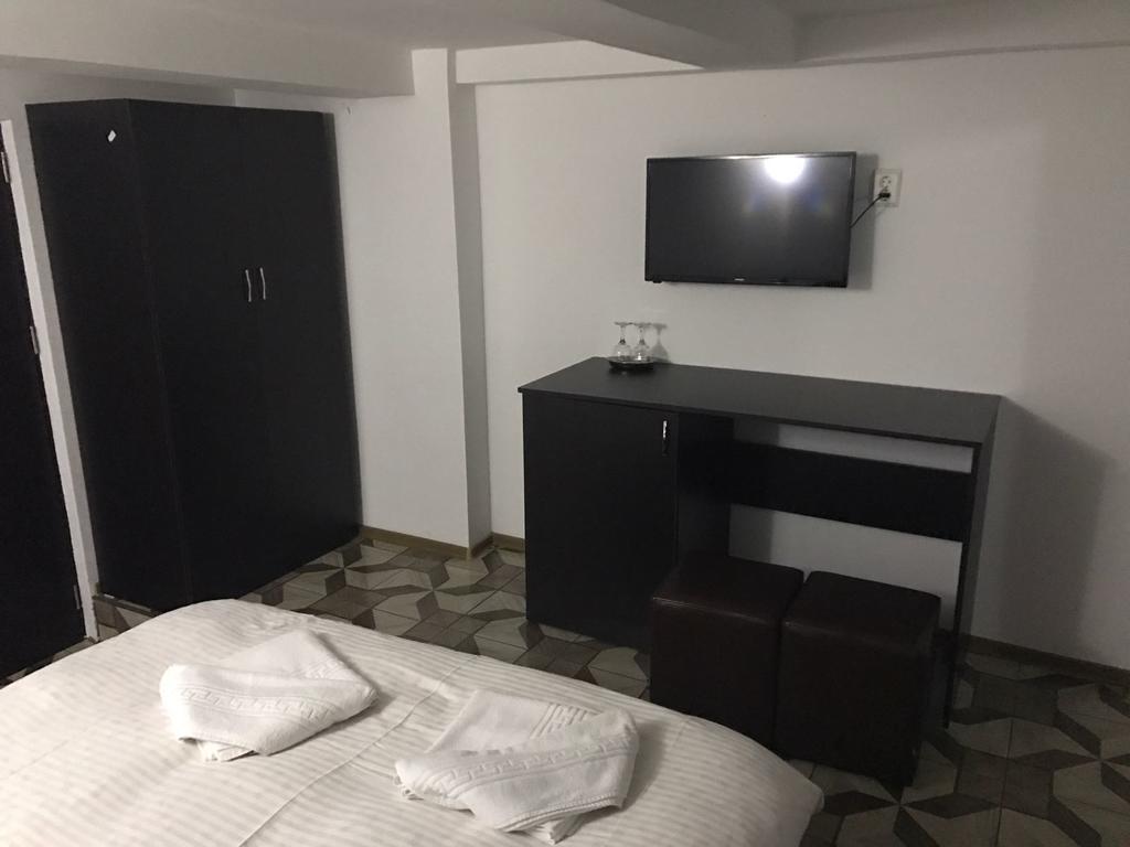 Pensiunea Marcello Iasi Exteriör bild