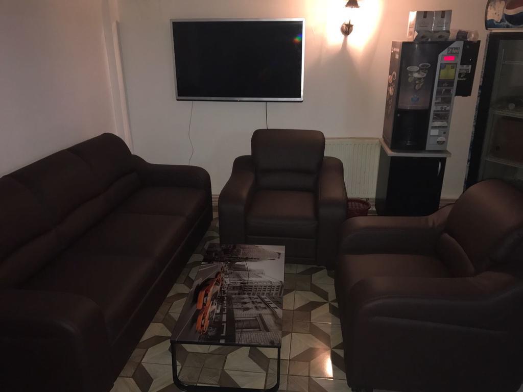 Pensiunea Marcello Iasi Exteriör bild