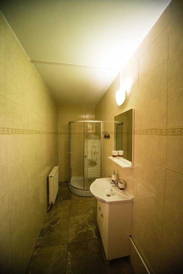 Pensiunea Marcello Iasi Exteriör bild